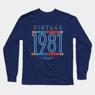 39th Birthday T-Shirt - Vintage 1981 Long Sleeve T-Shirt